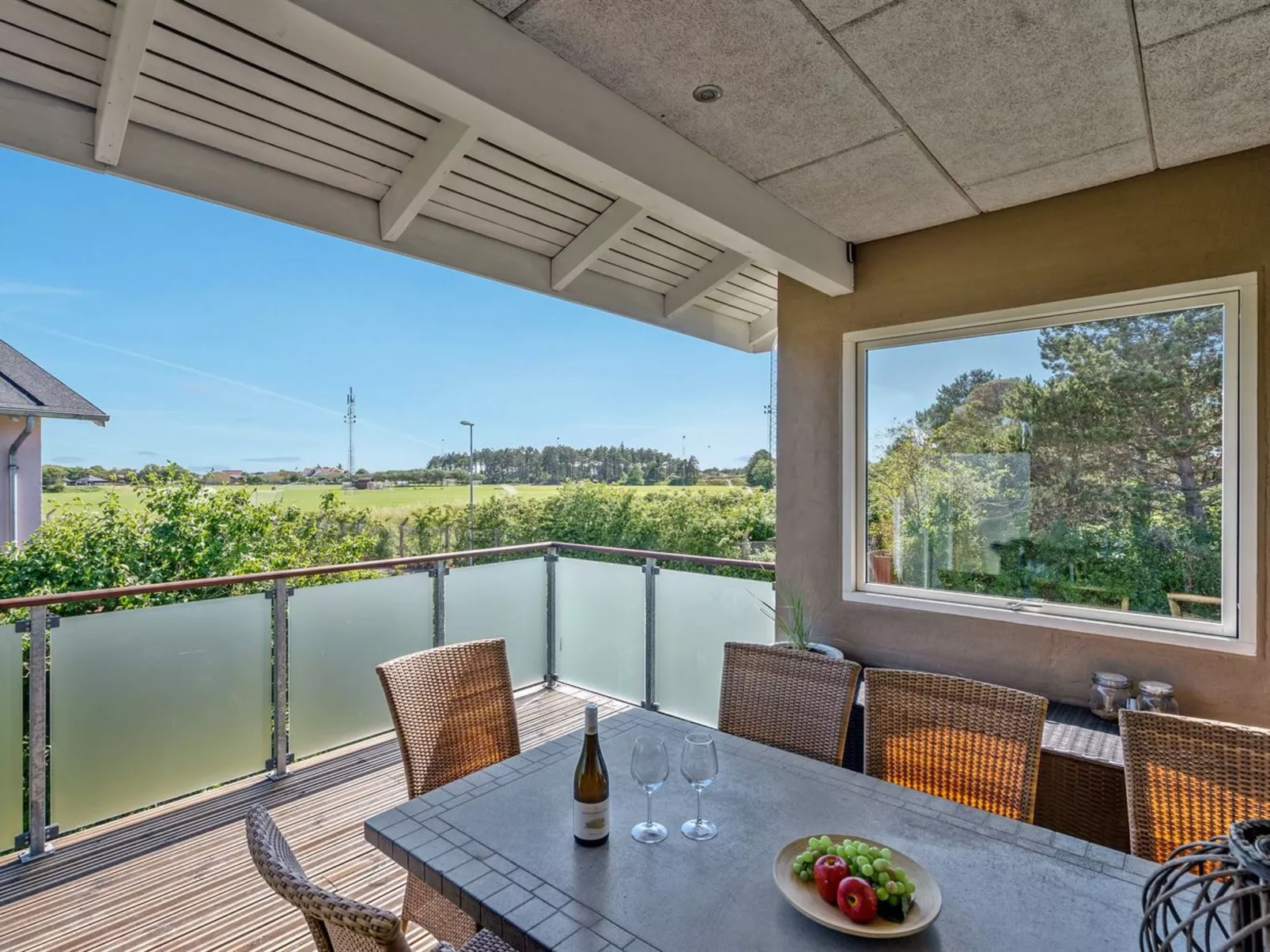 "Kurt" - 600m from the sea-Draußen