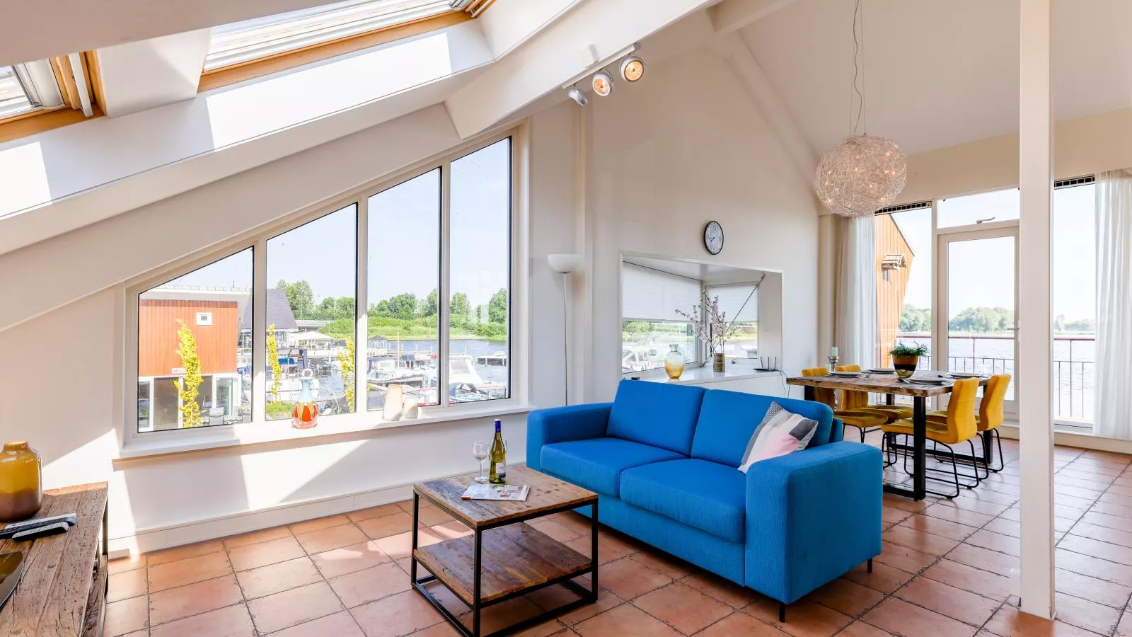 Penthouse-Living room