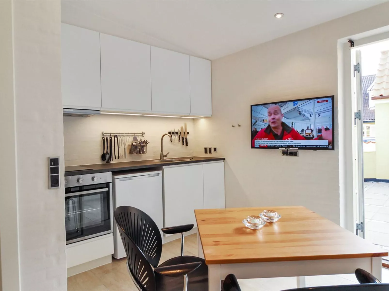 "Skakli" - 800m from the sea-Inside