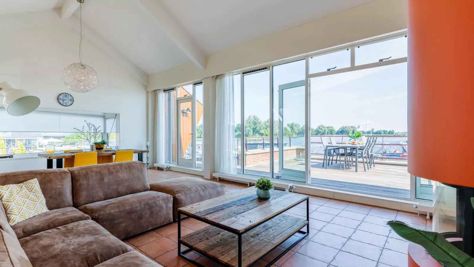 Penthouse-Living room