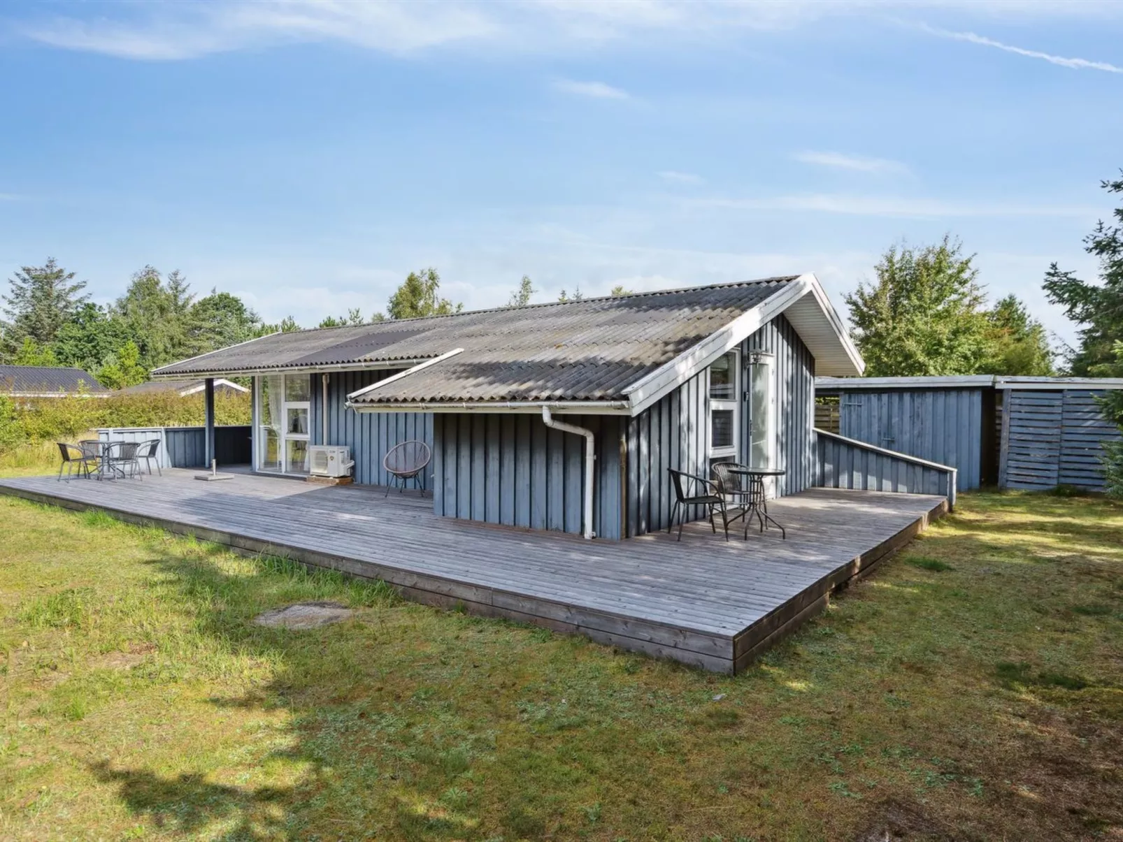 "Antoinette" - 500m from the sea-Outside