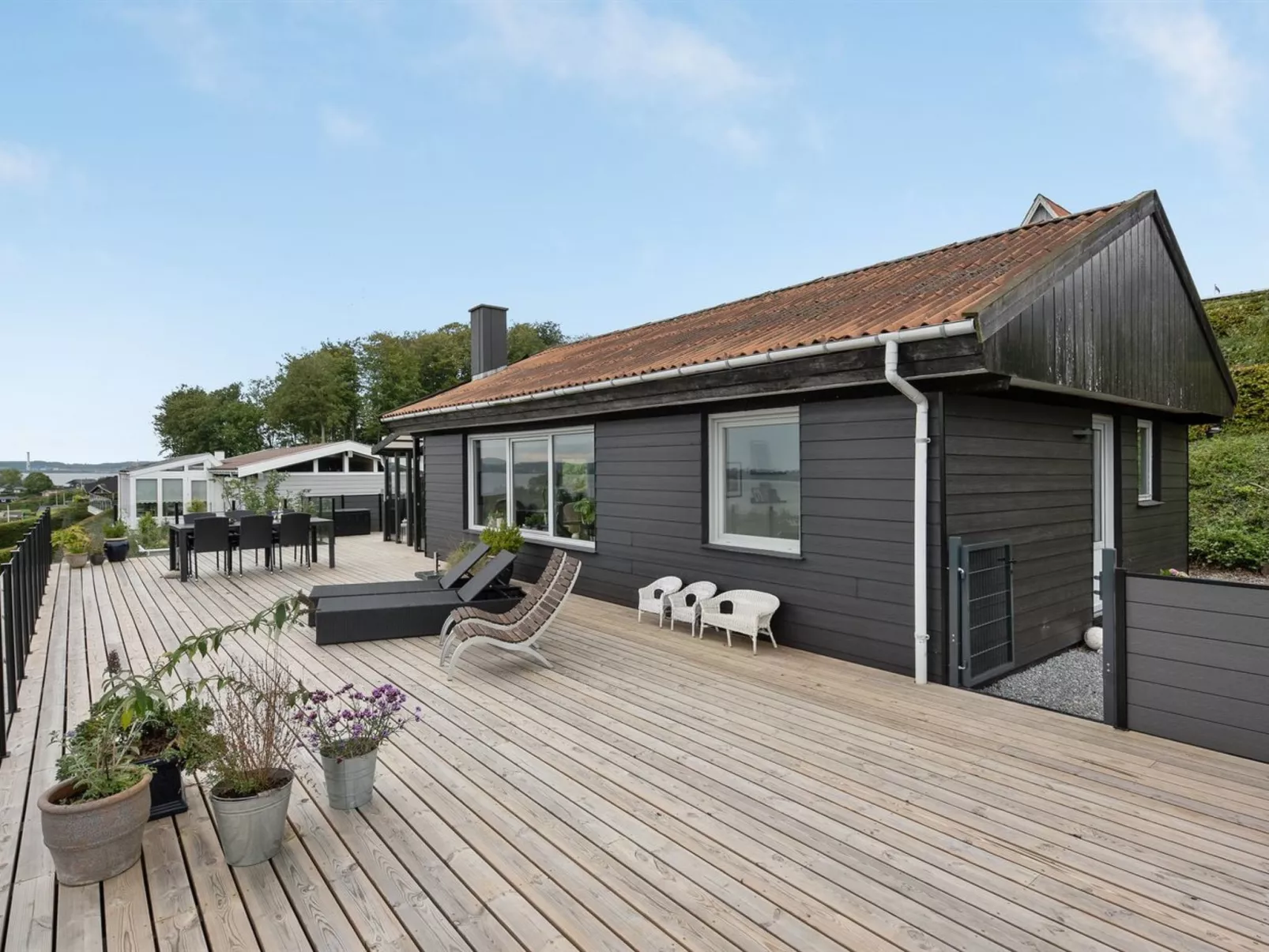 "Karli" - 330m to the fjord-Outside