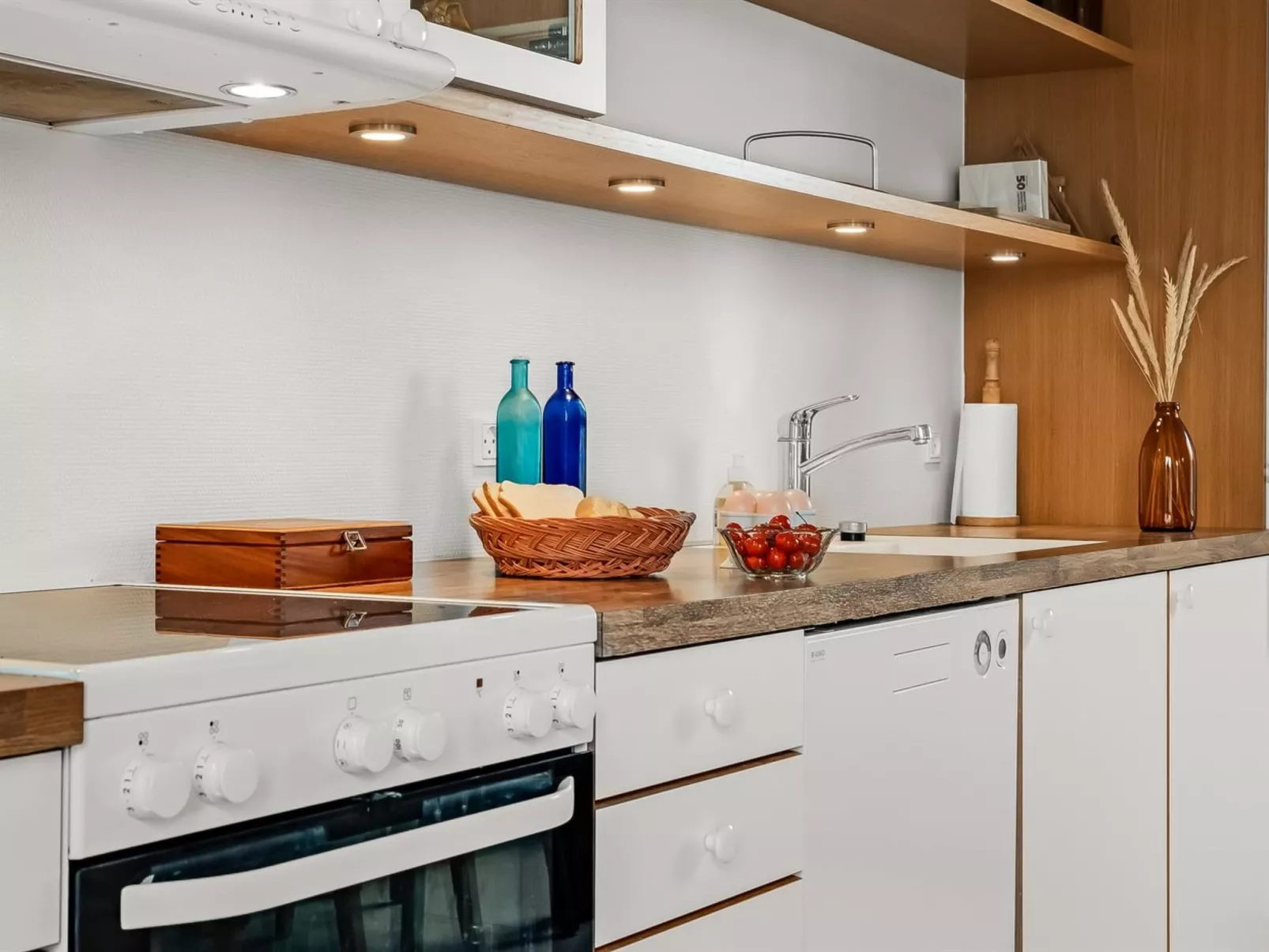 "Elmo" - 300m from the sea-Drinnen