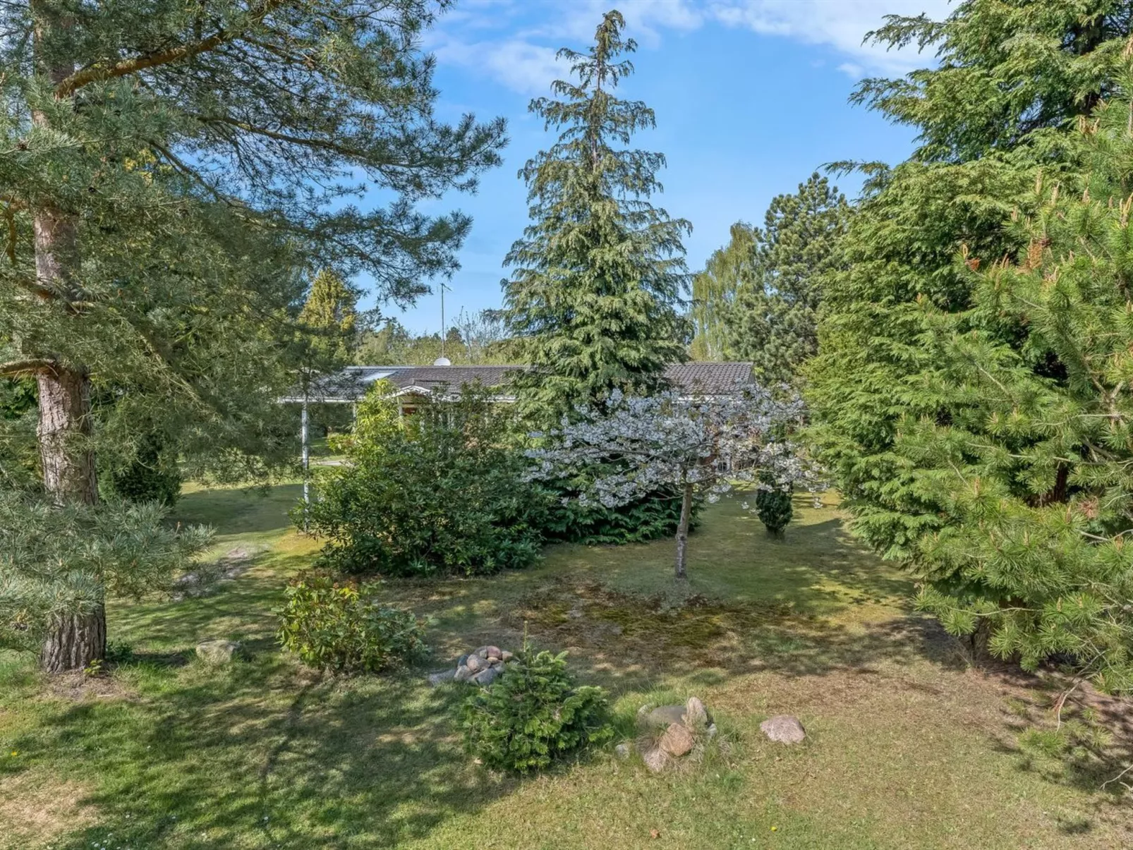 "Berit" - 700m from the sea-Draußen