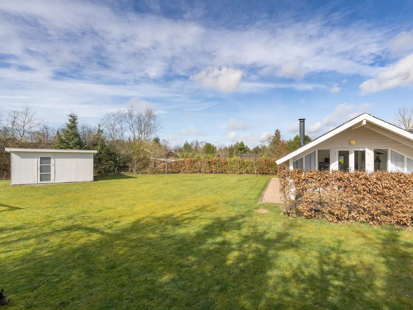 "Edvardsine" - 12km from the sea-Outside