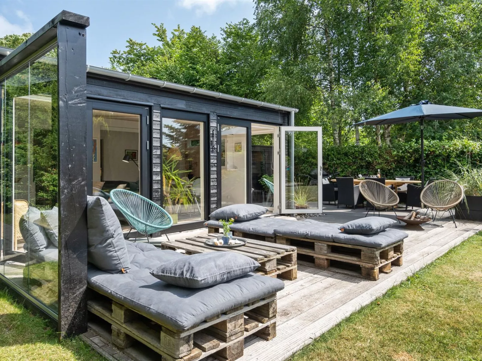 "Edin" - 400m from the sea-Outside