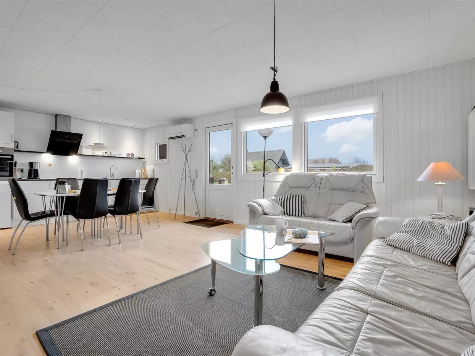 "Esther" - 700m from the sea-Drinnen