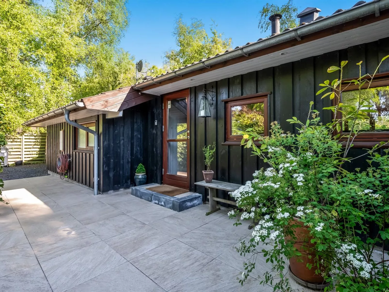 "Gustine" - 300m from the sea-Outside