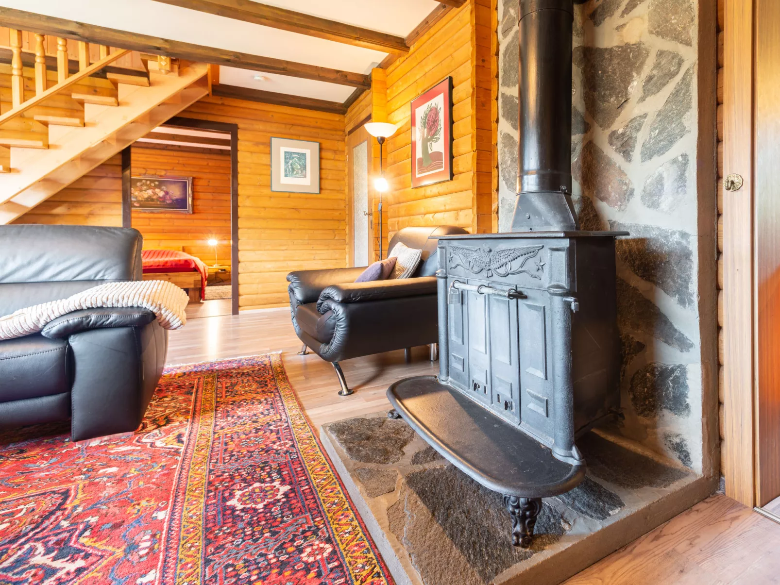 Am Hohen Bogen-Drinnen