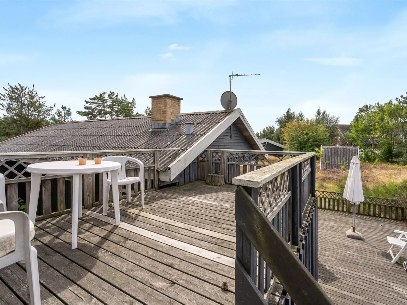 "Asmara" - 200m from the sea-Dehors