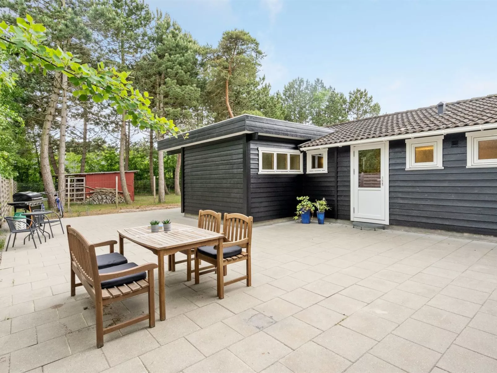 "Nannah" - 250m from the sea-Outside