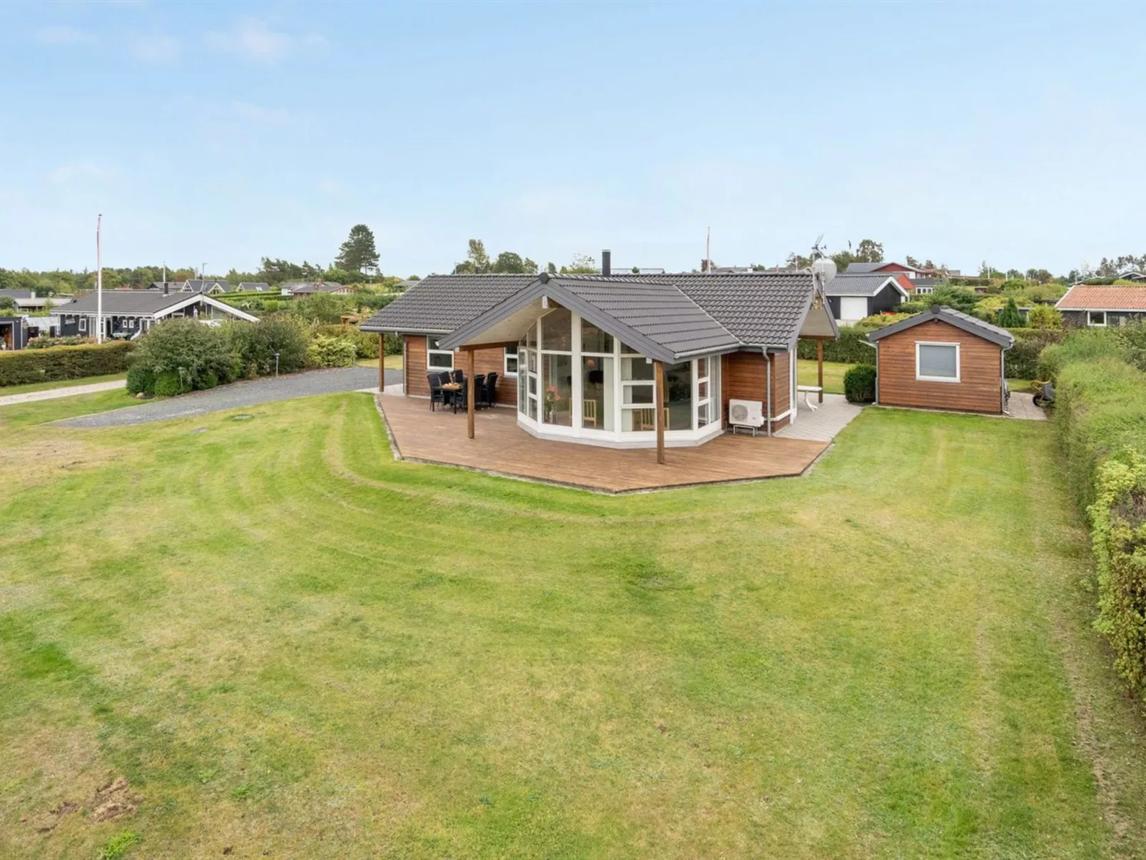 "Kimi" - 800m from the sea-Outside