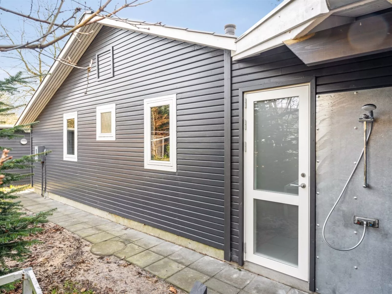 "Milan" - 250m to the fjord-Dehors