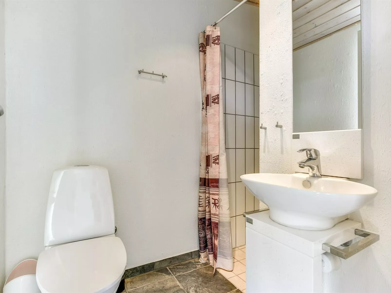 "Sylvelin" - 400m to the fjord-Inside