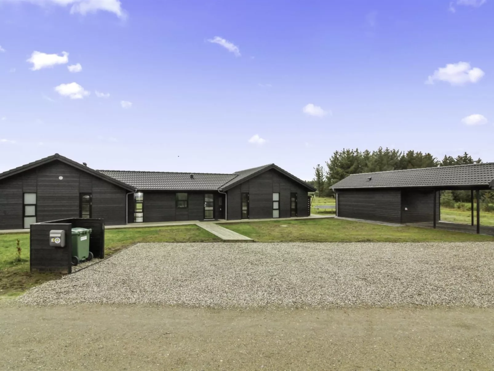 "Juho" - 900m from the sea-Outside