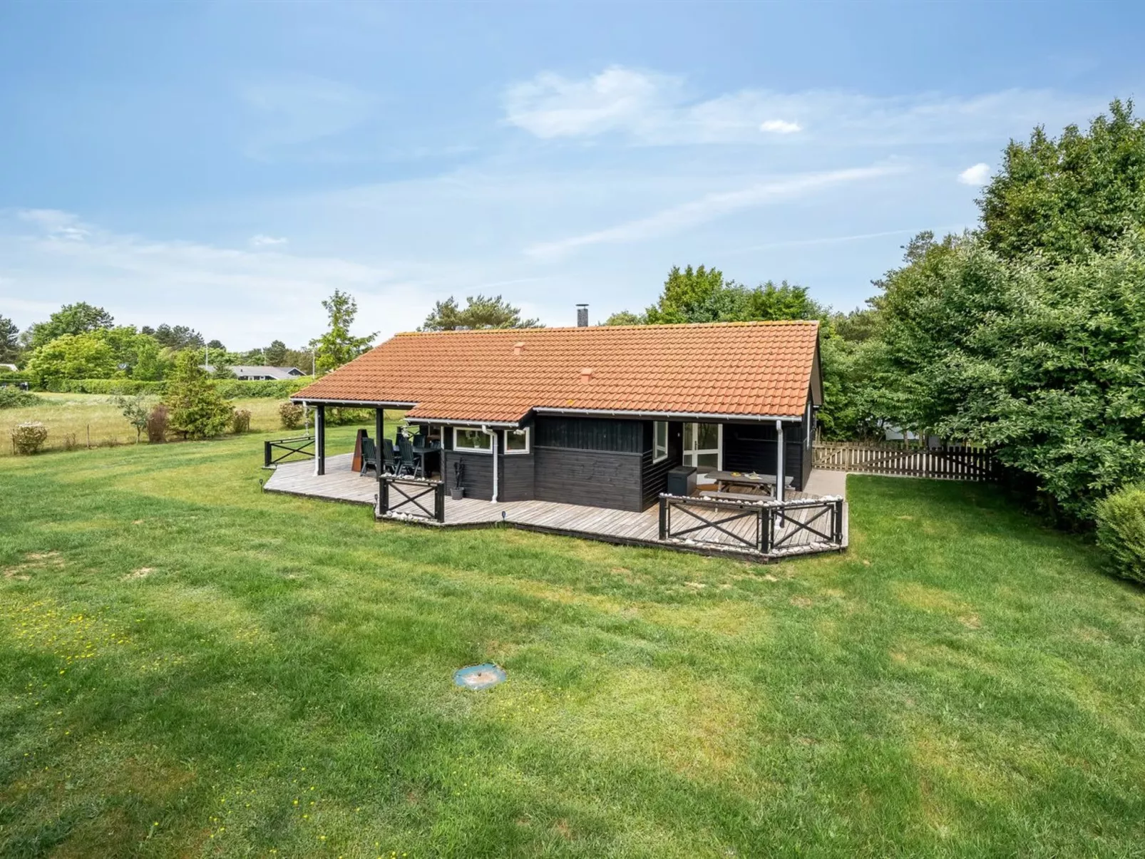 "Allie" - 150m from the sea-Outside