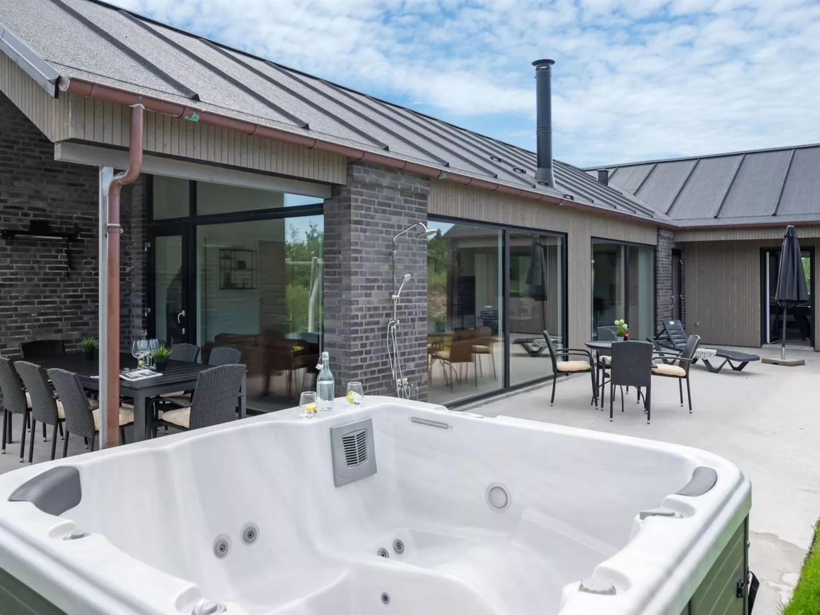 "Pejo" - 950m from the sea-Dehors