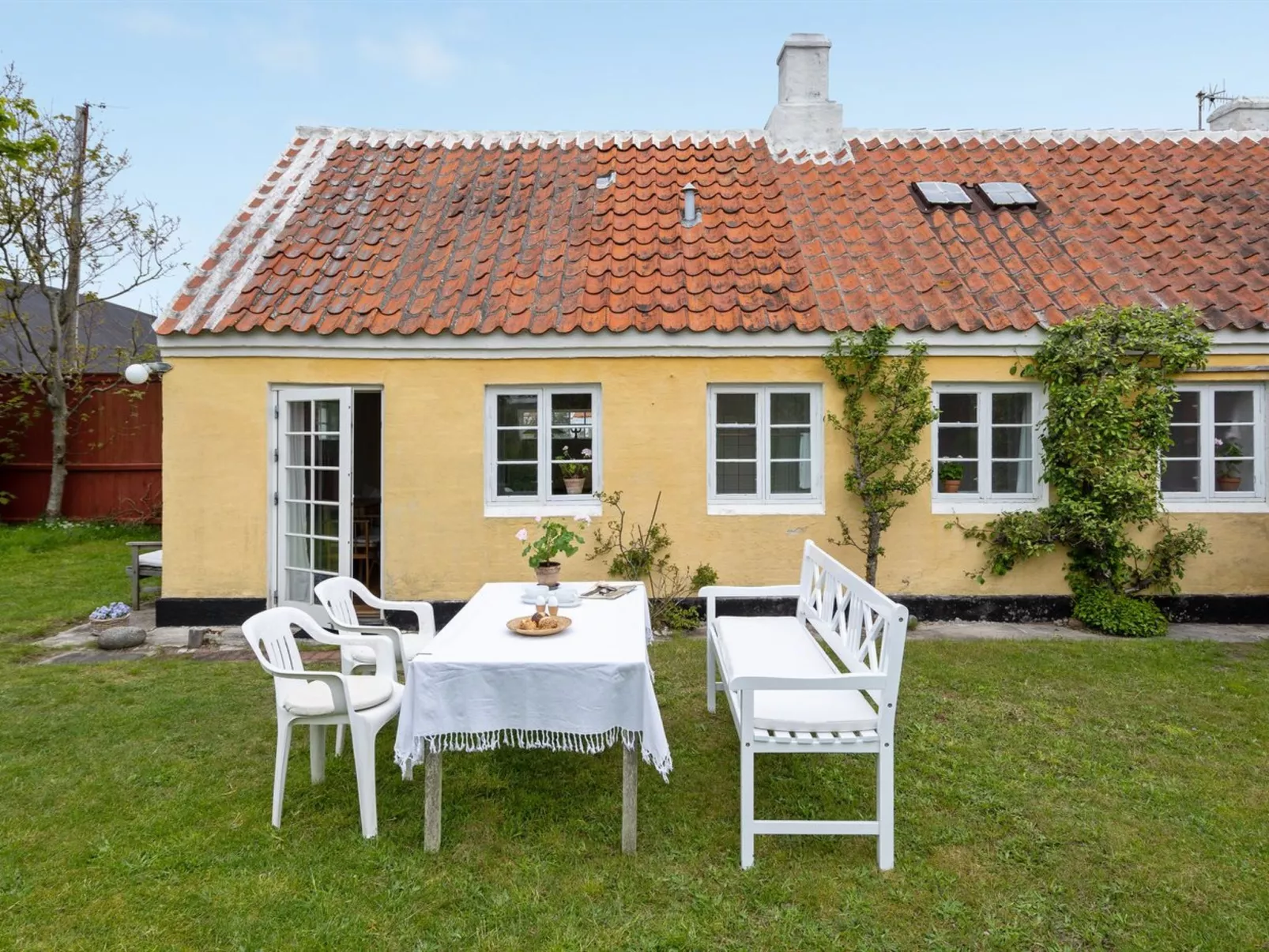 "Helny" - 300m from the sea-Draußen