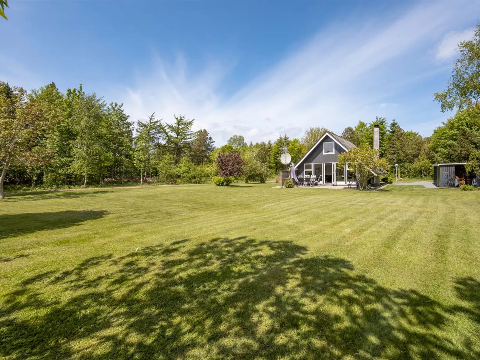 "Femija" - 500m to the fjord-Outside