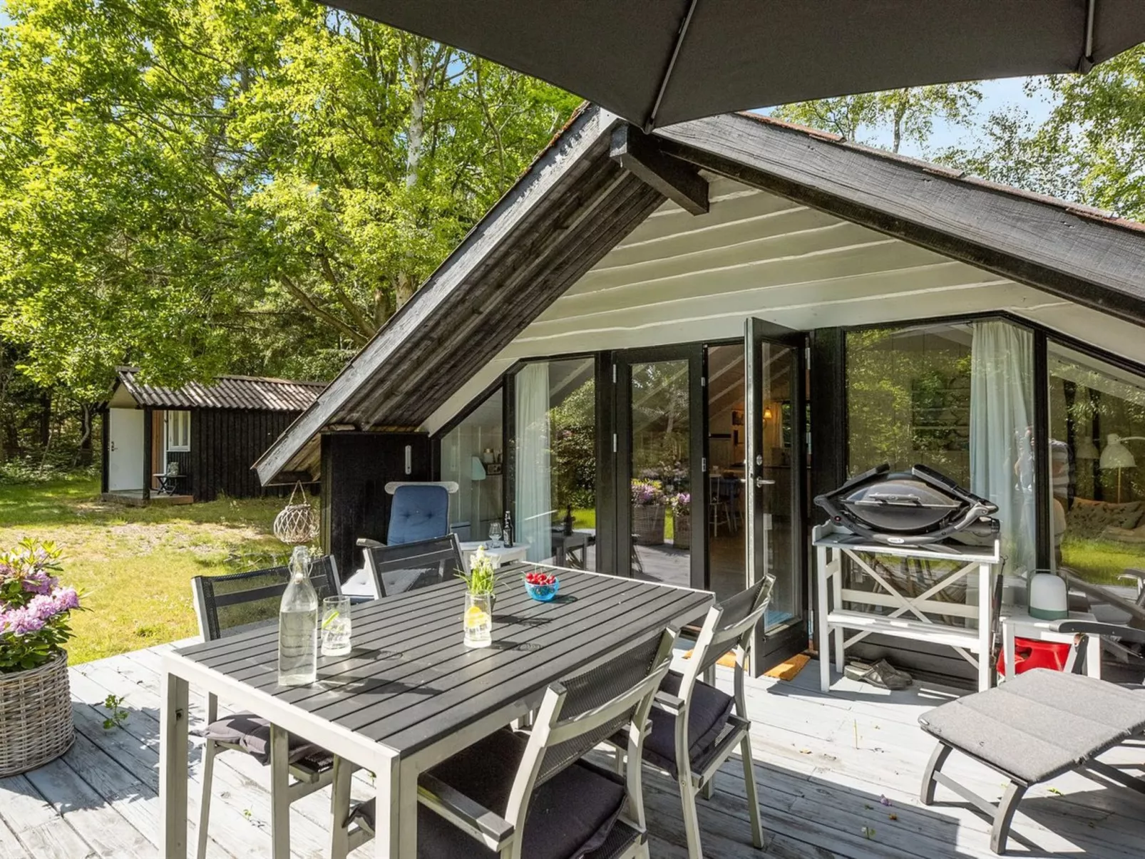 "Alika" - 200m to the fjord-Outside