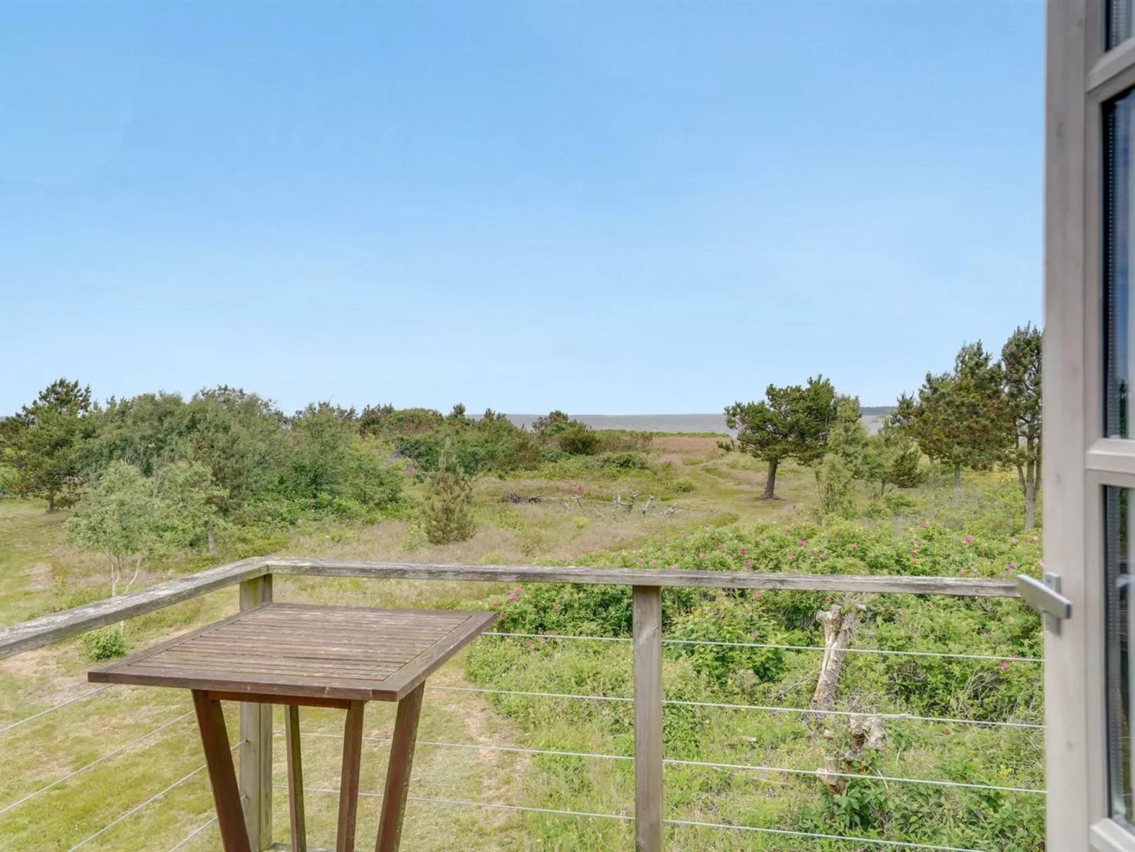 "Gren" - 90m to the fjord-Outside