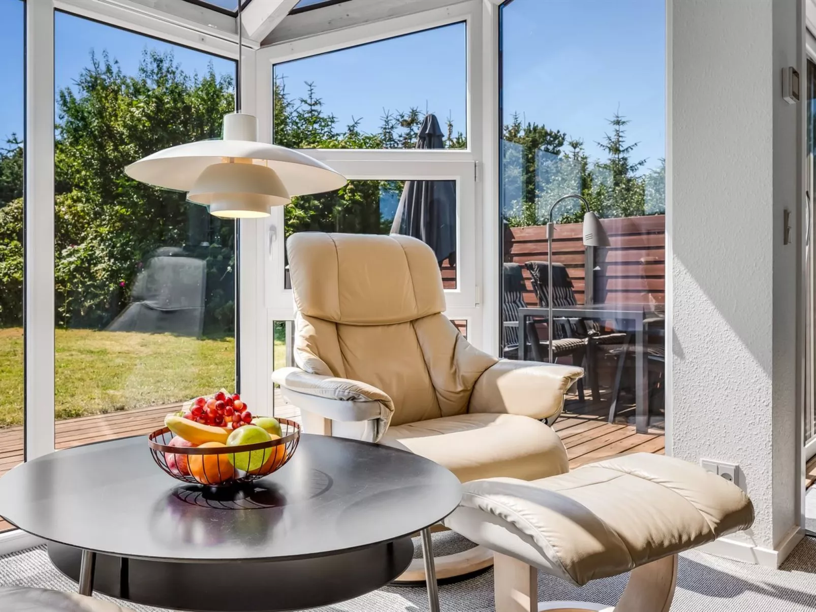 "Skakke" - 900m from the sea-Drinnen