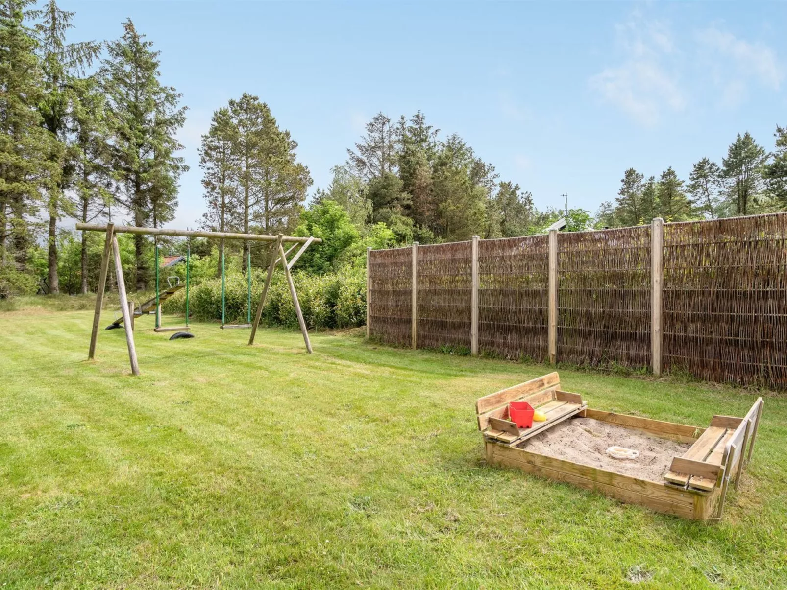 "Kalotta" - 3.2km from the sea-Draußen