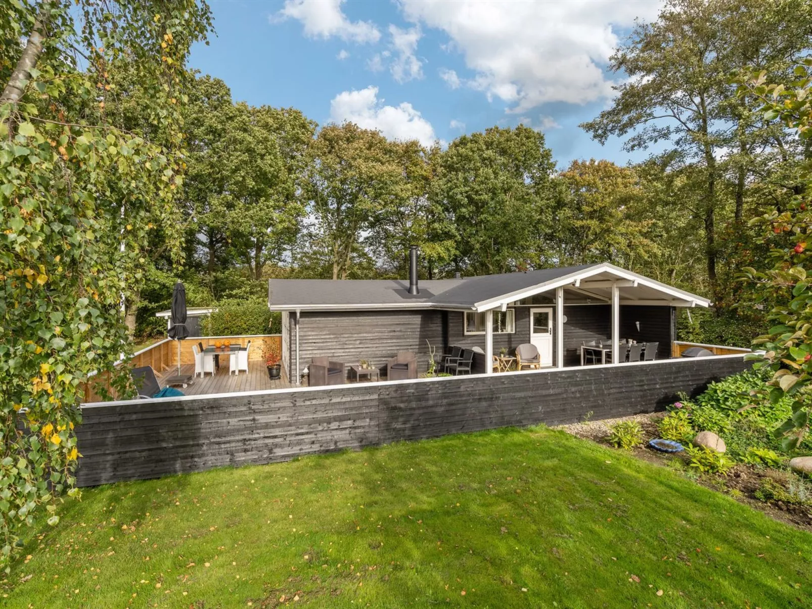 "Emmanuela" - 700m to the fjord