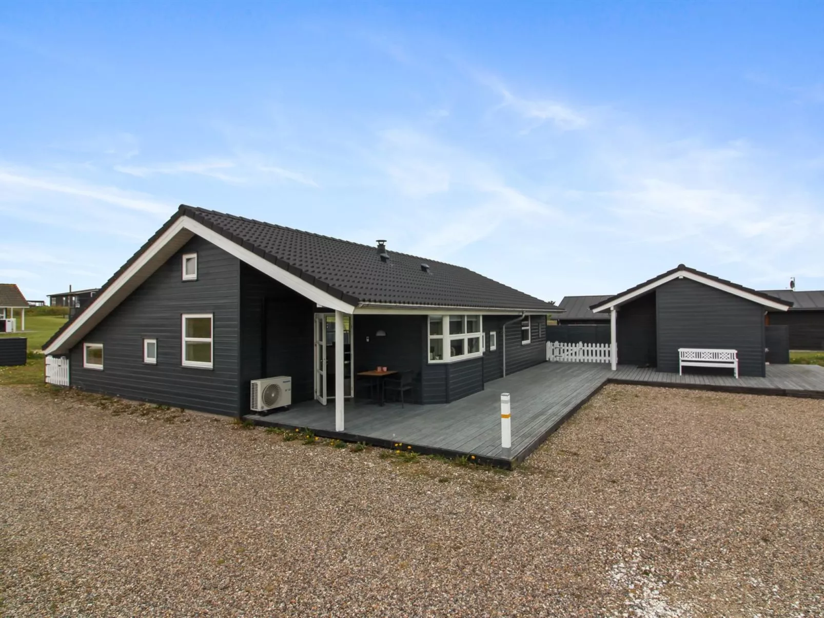 "Anett" - 400m from the sea-Dehors