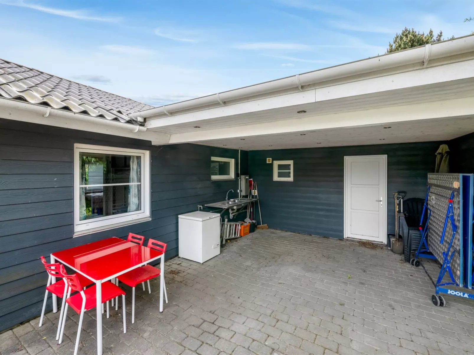 "Ludvig" -  from the sea-Outside