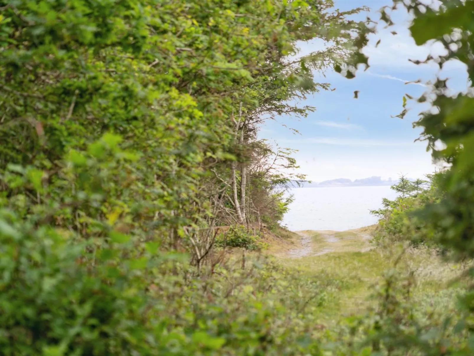 "Akke" - 150m to the fjord-Outside