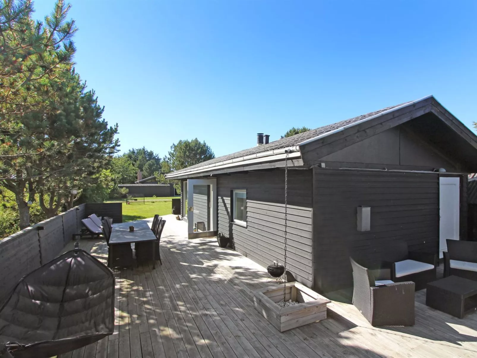 "Eyer" - 800m from the sea-Outside