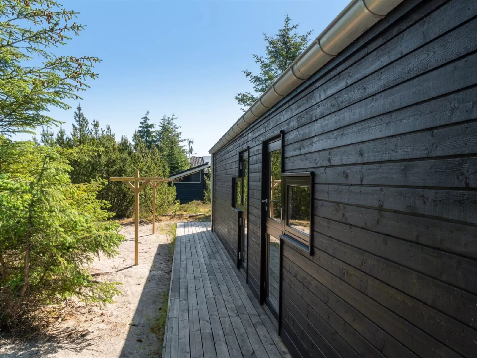 "Gunnor" - 1.3km from the sea-Outside