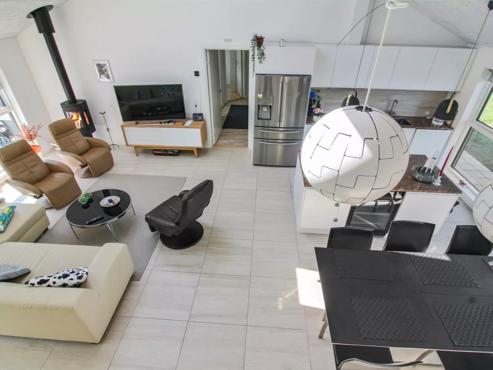 "Eveline" - 1.5km from the sea-Inside