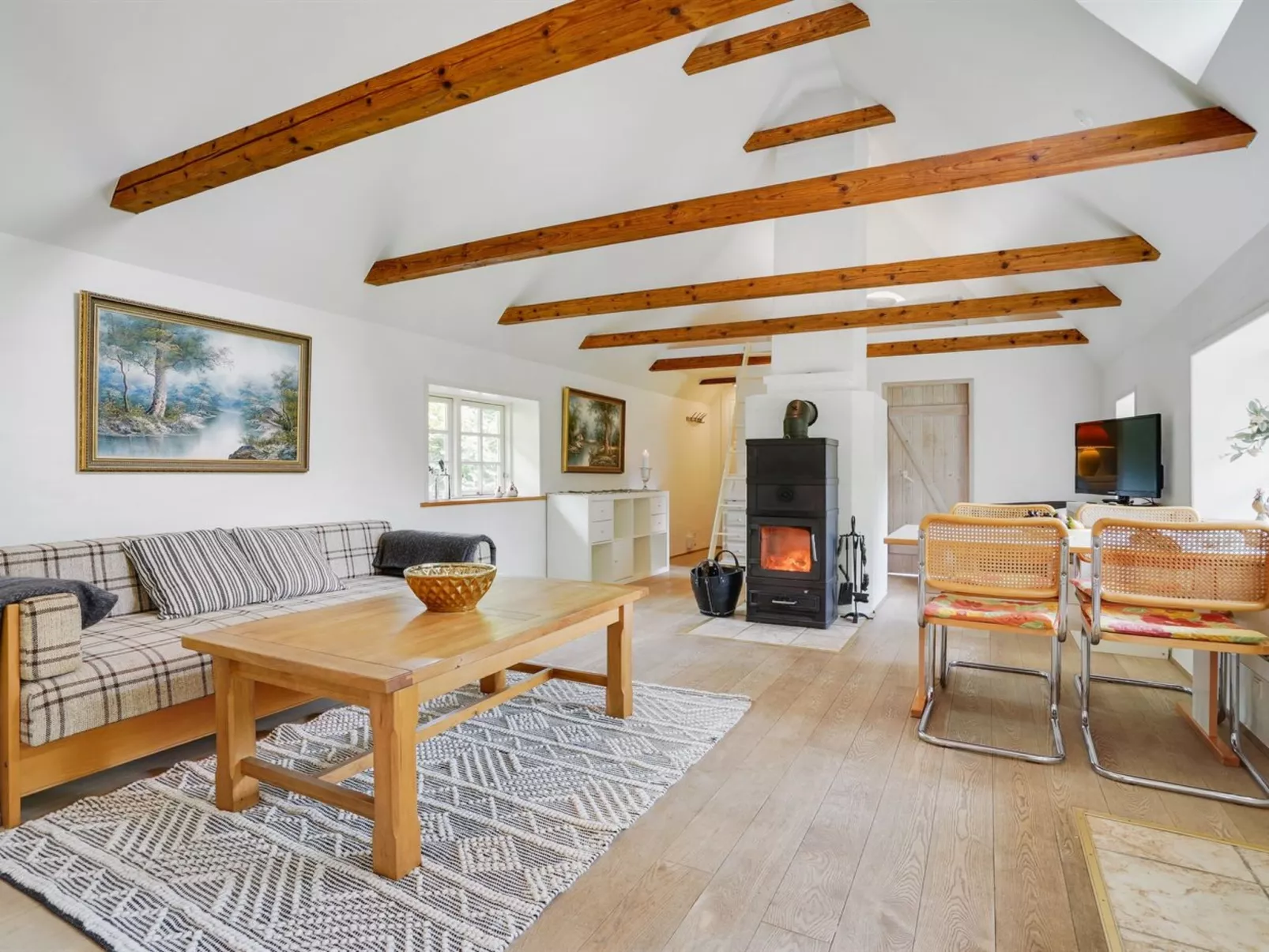 "Faik" - 650m from the sea-Drinnen