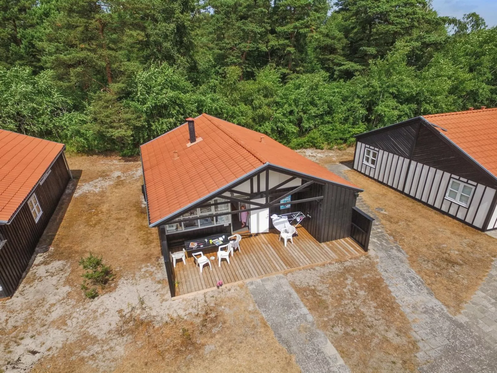 "Bergit" - 55m from the sea-Draußen