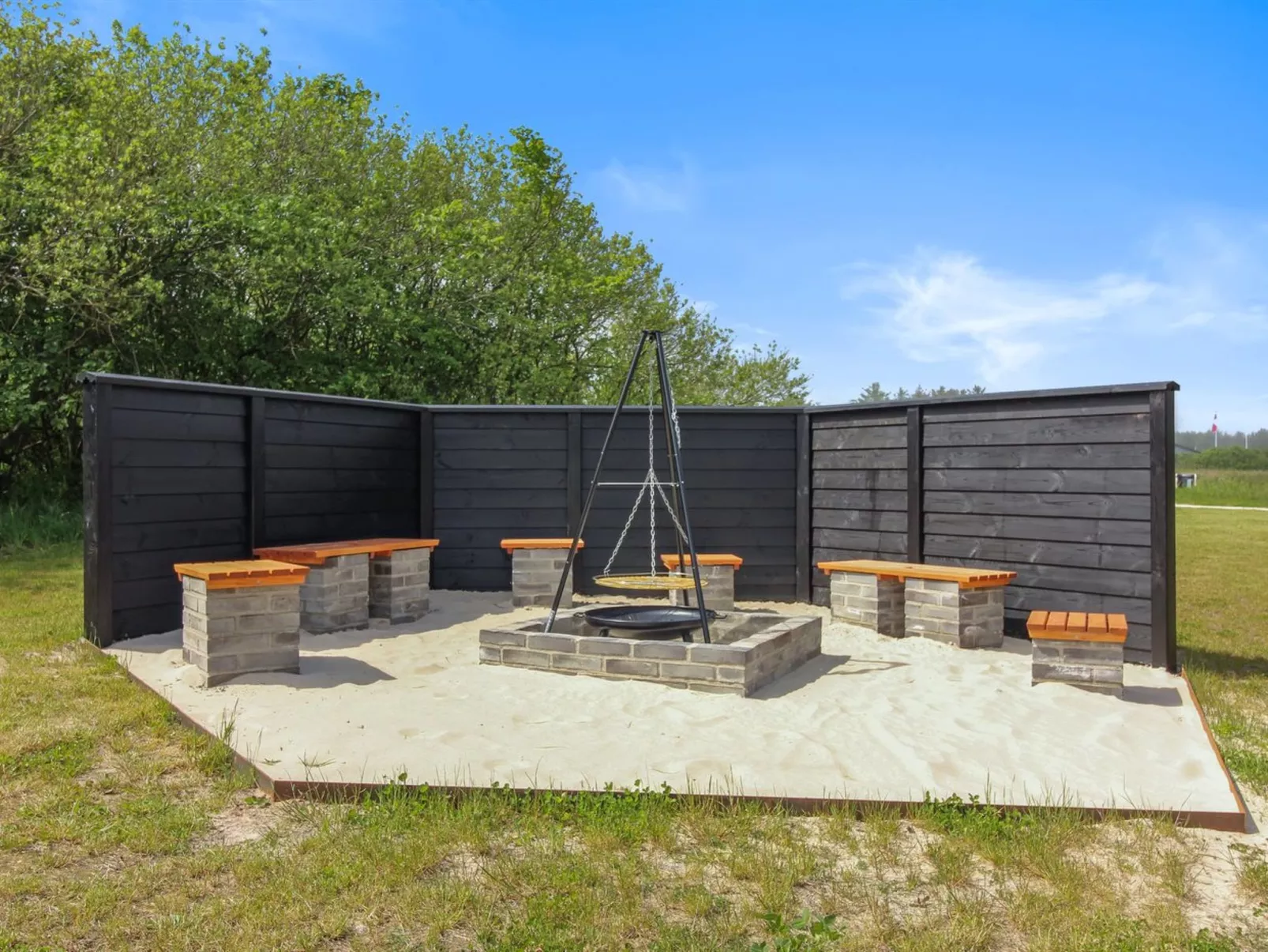 "Amitola" - 700m from the sea-Outside