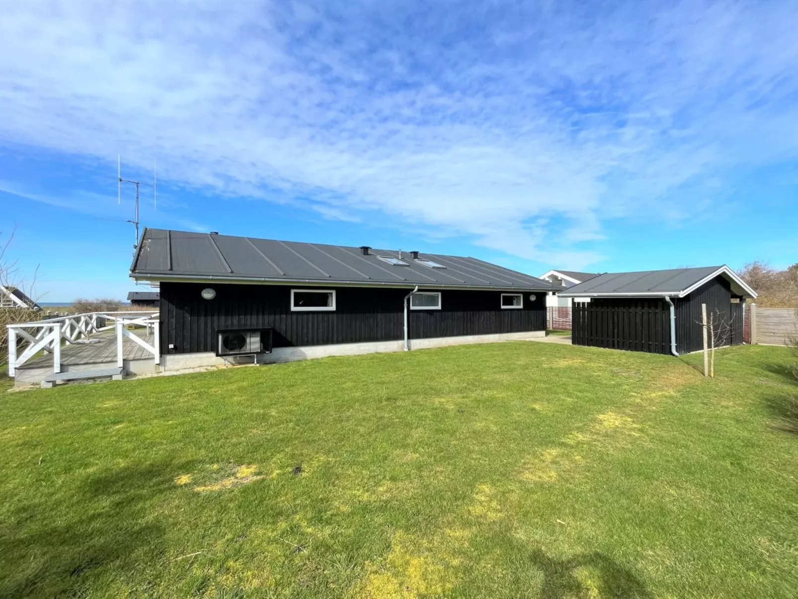 "Ewa" - 75m from the sea-Draußen