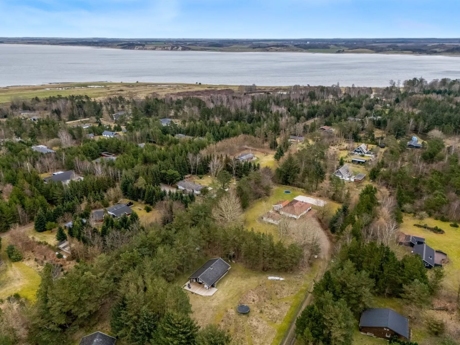 "Aman" - 700m to the fjord-Outside