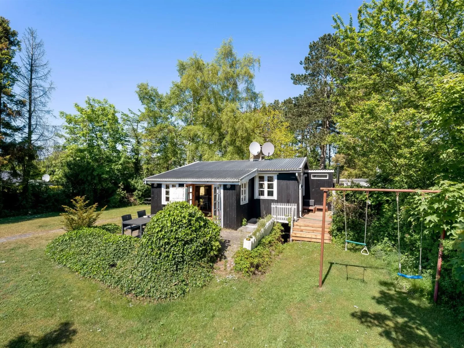 "Carly" - 100m from the sea-Draußen