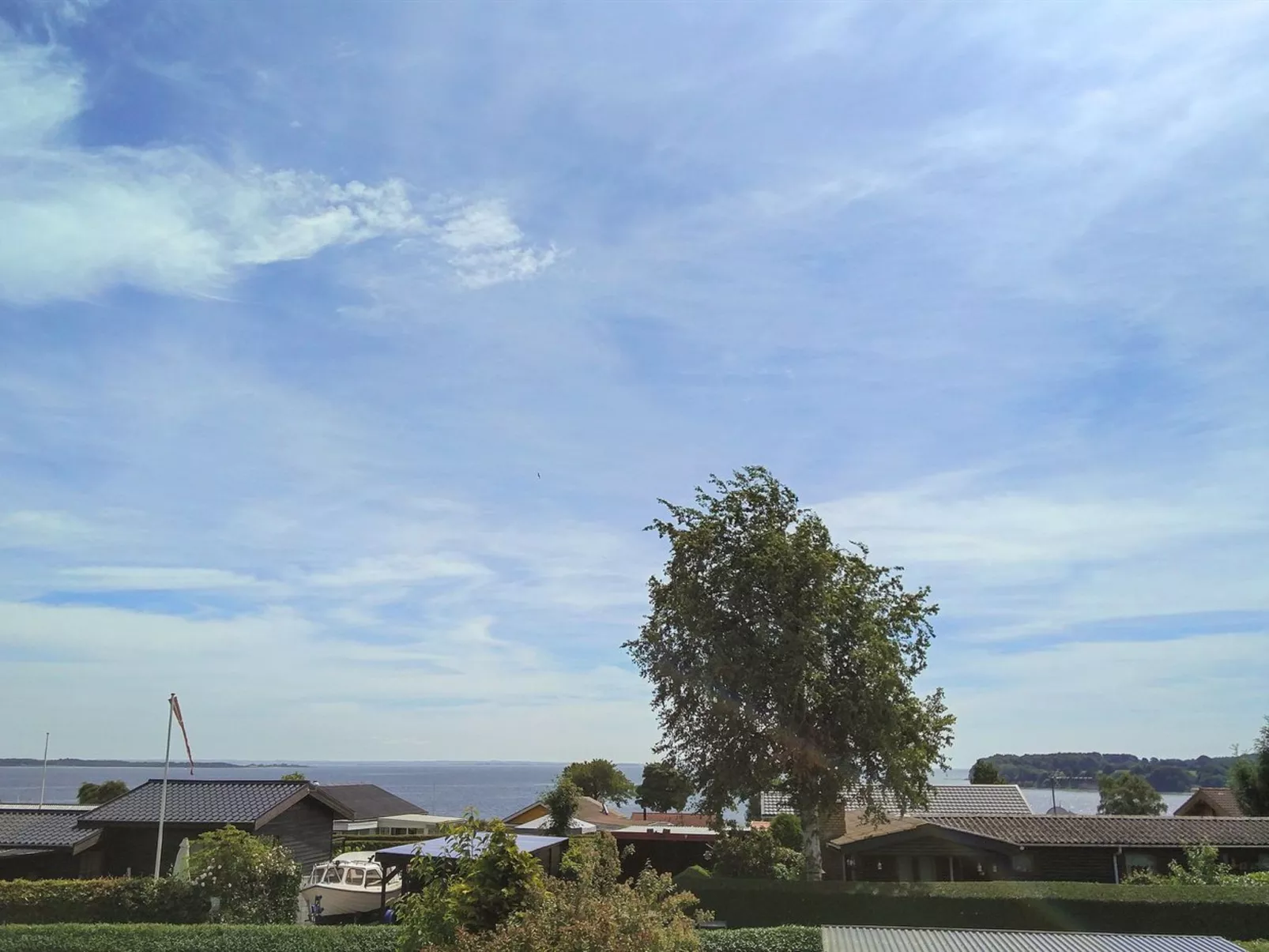 "Stenkil" - 250m from the sea-Draußen