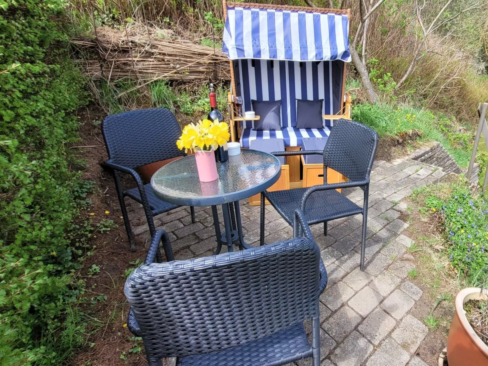 "Haraldina" - 350m to the fjord-Outside