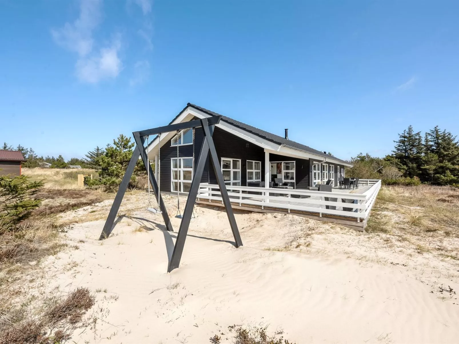 "Karen" - 900m from the sea-Draußen