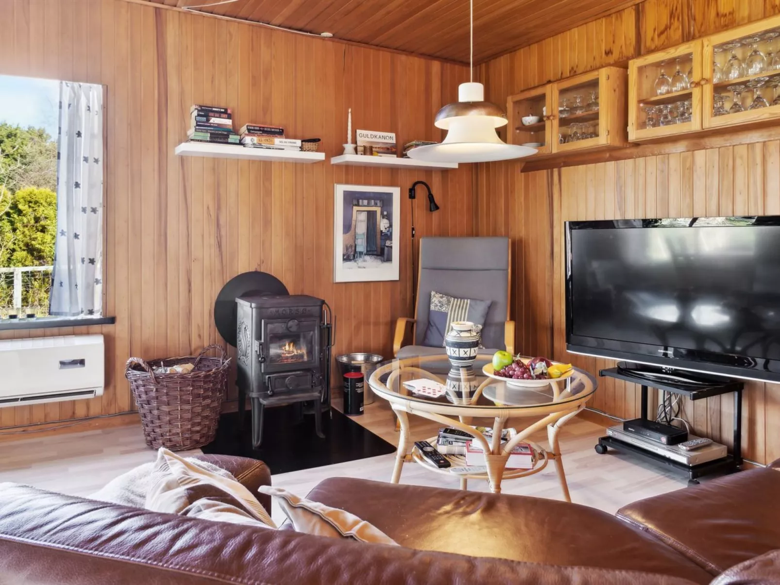 "Frode" - 400m from the sea-Inside