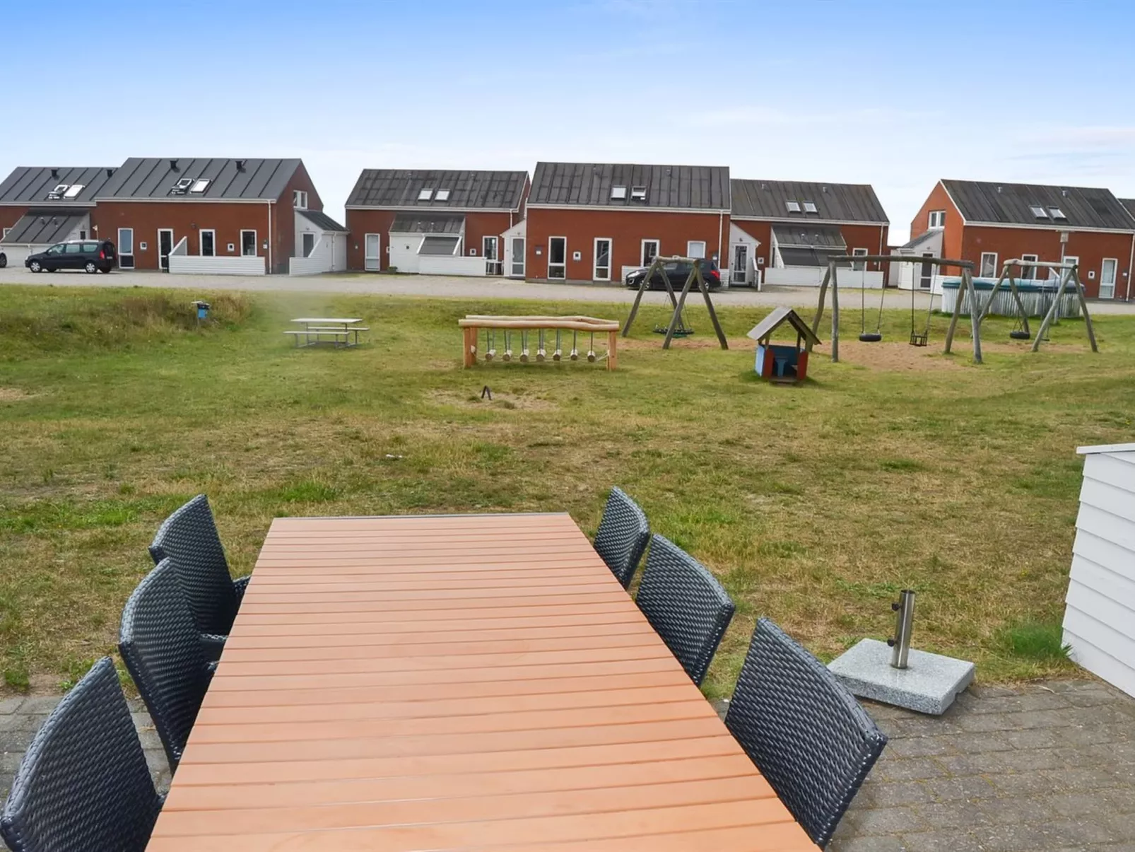 "Silja" - 2.3km from the sea-Draußen