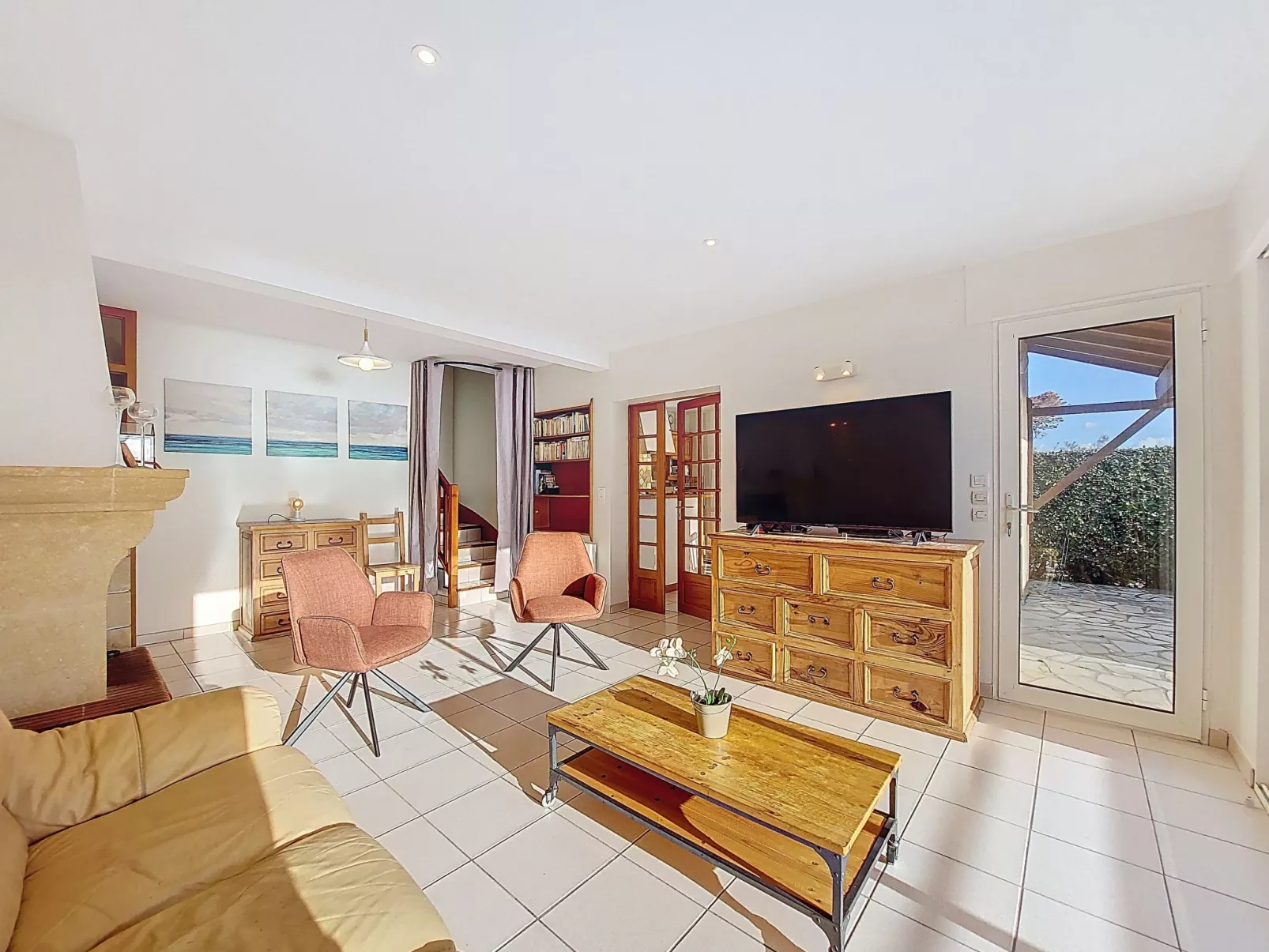 La Grande Côte-Inside