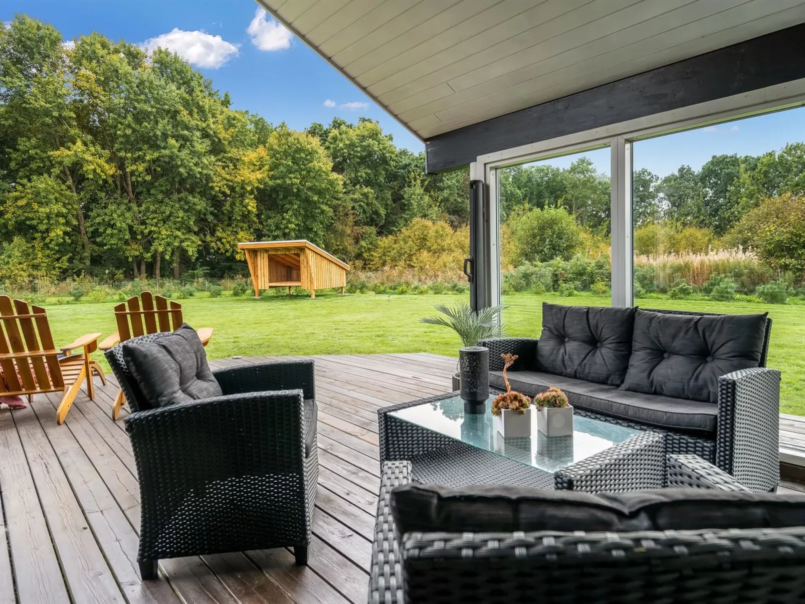 "Femke" - 250m to the fjord-Draußen