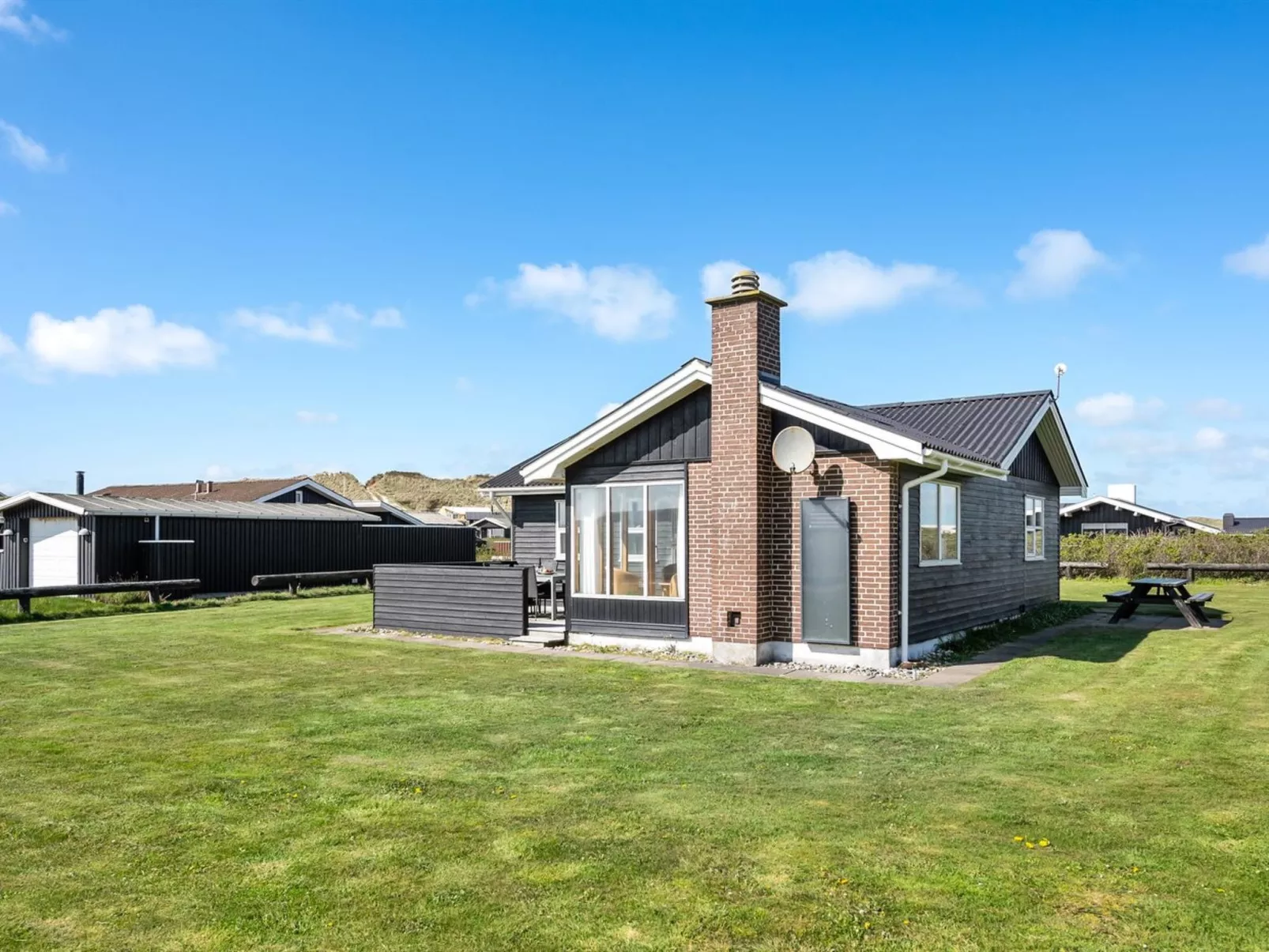 "Evely" - 300m from the sea-Draußen