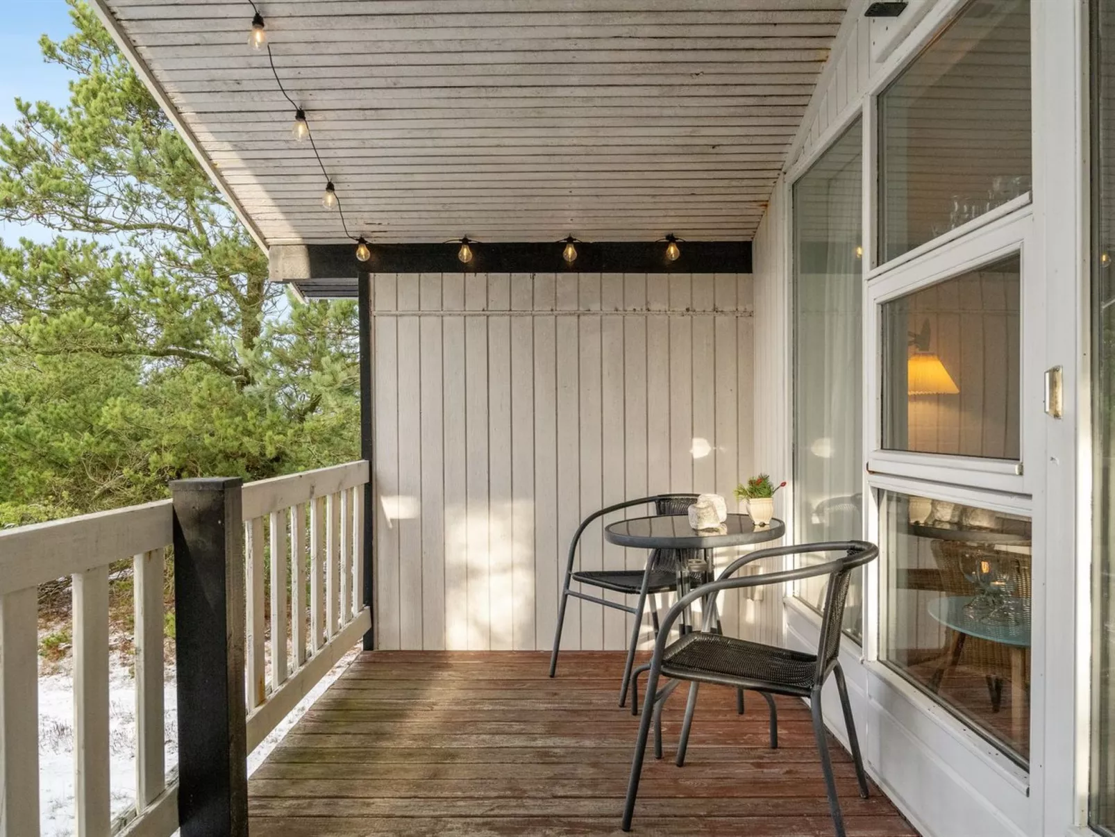 "Freda" - 100m to the fjord-Outside