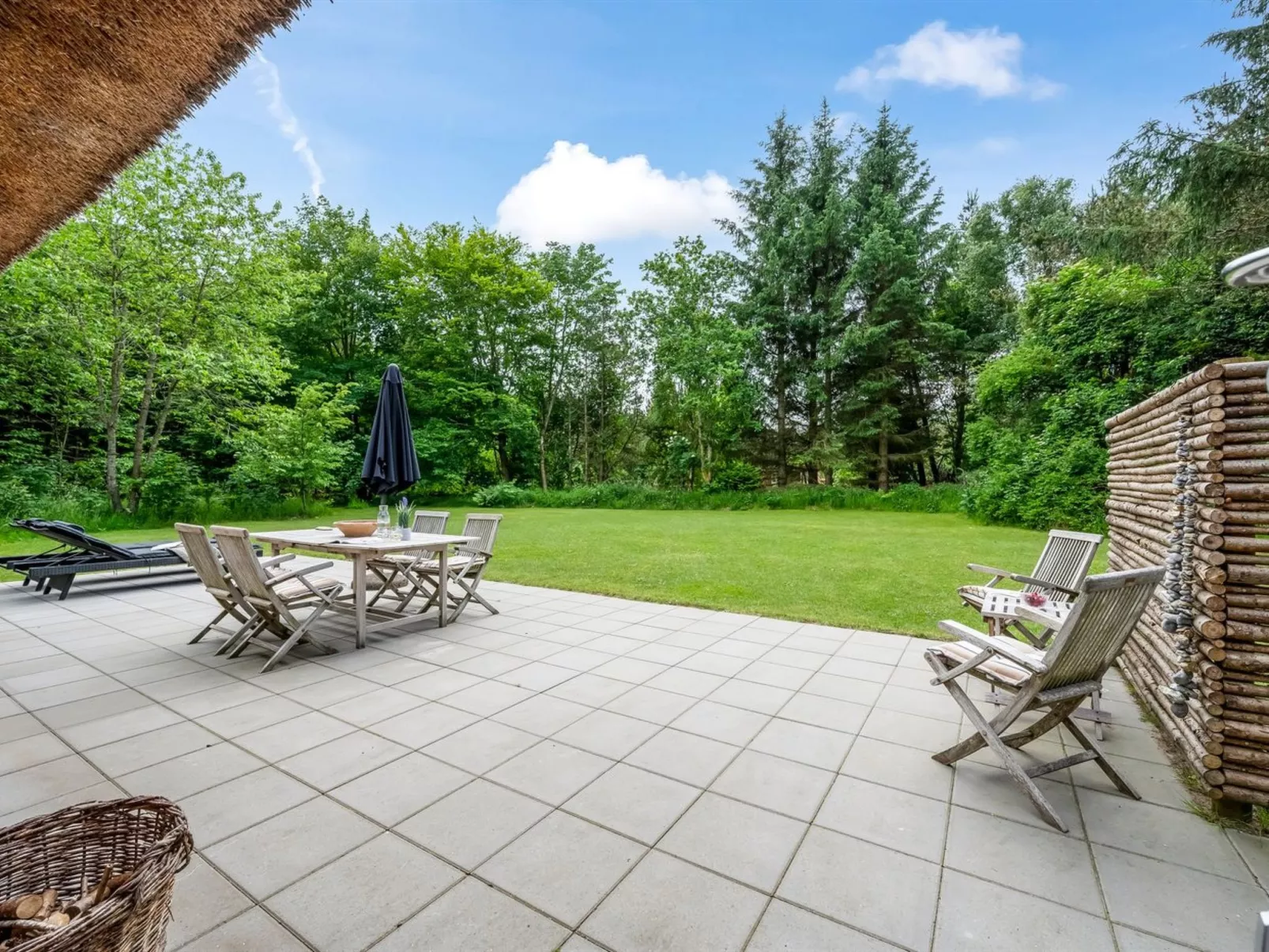 "Alkil" - 1.7km from the sea-Outside